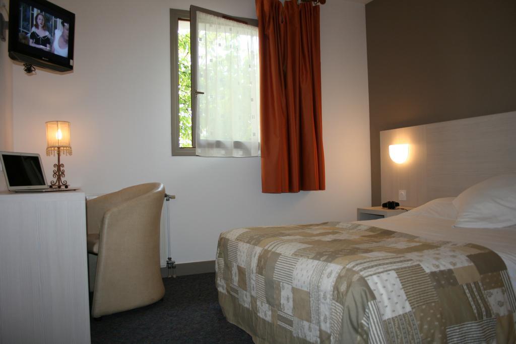 L Or Du Temps Hotel Saint-Alban  Ruang foto
