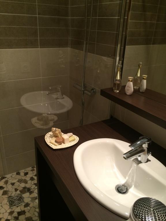 L Or Du Temps Hotel Saint-Alban  Bagian luar foto